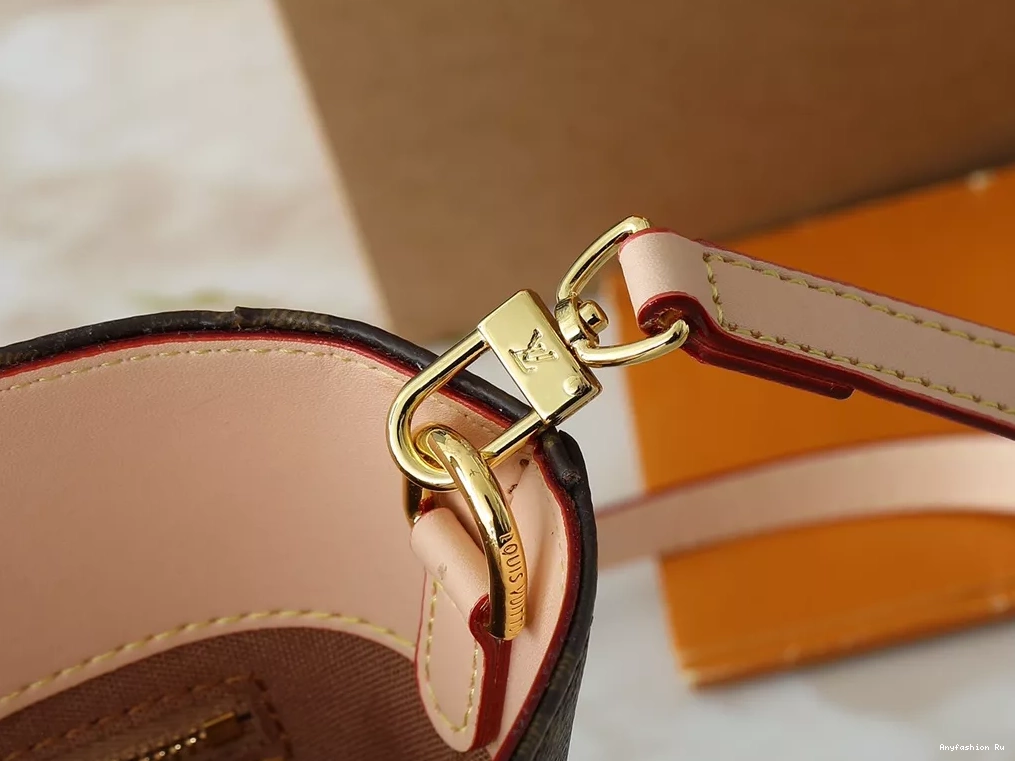 3734 Messenger Vuitton Bags Women Affordable Louis For 0128